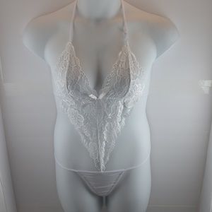 🔴 White 1 Piece Lace Halter Top Lingerie